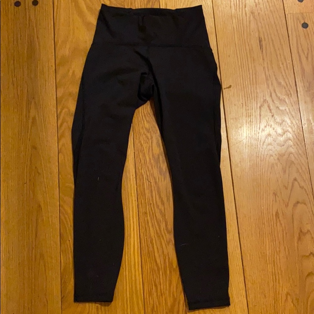 Black Lululemon leggings